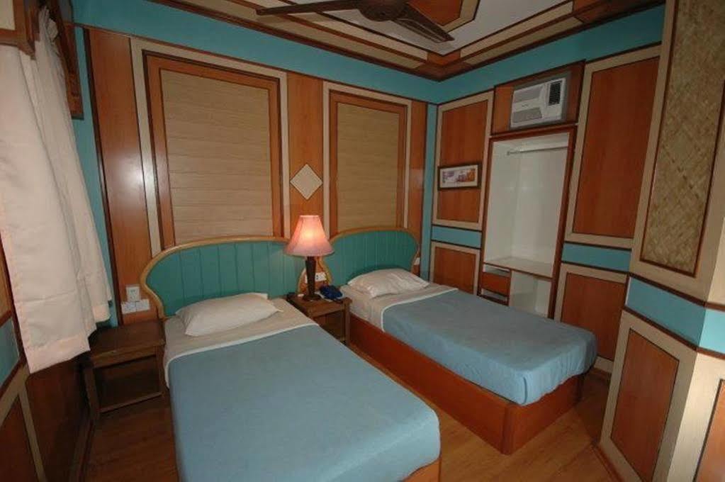 Shari La Island Resort Kampong Pasir Hantu Dış mekan fotoğraf