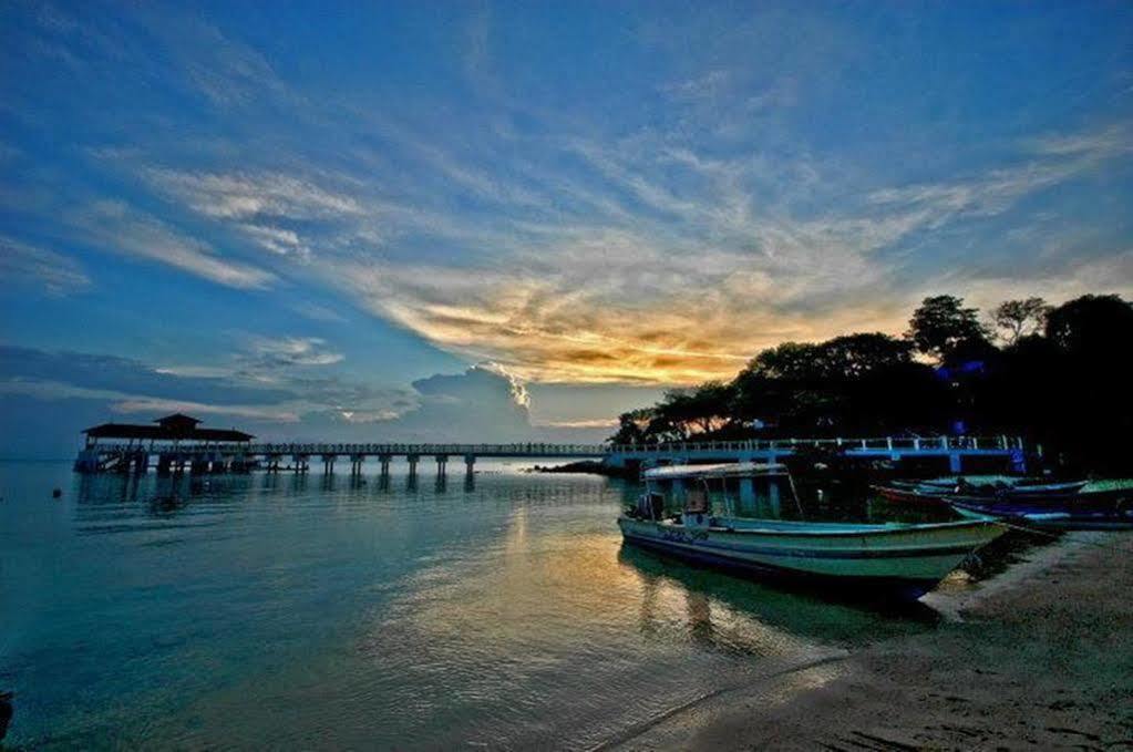 Shari La Island Resort Kampong Pasir Hantu Dış mekan fotoğraf